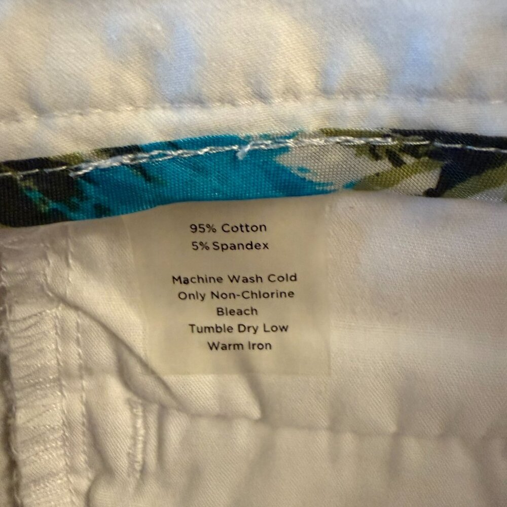 White Bermuda Shorts - NWT - Picture 7 of 8